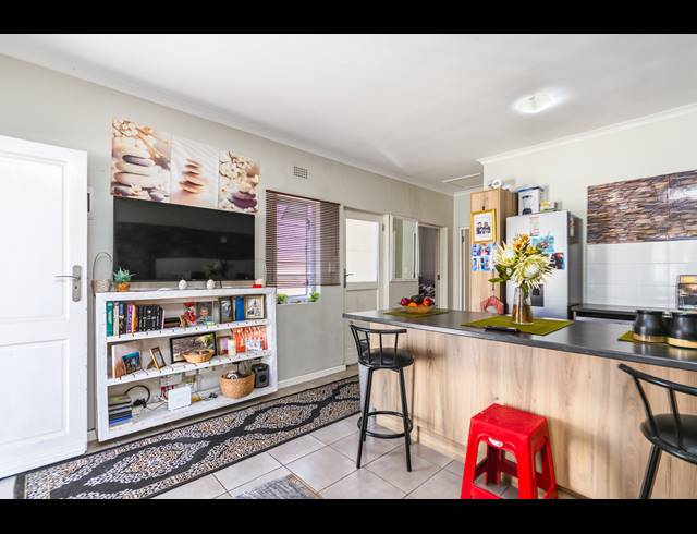 2 BEDROOM HOUSE TO LET IN RIVERGATE